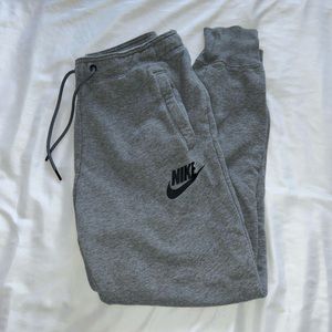 Nike Joggers